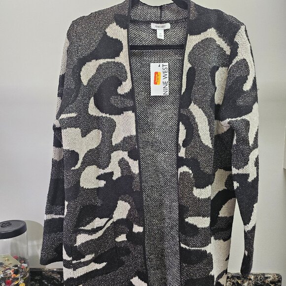 New With Tags Nine West Black Cream And Metallic Gray Camo Long Cardigan Size Me - Picture 1 of 11